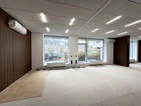 комерційна за адресою Золотоустівська вул., 25