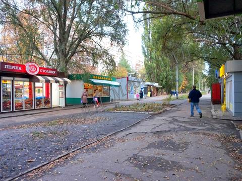 комерційна за адресою Барабашова вул., 38