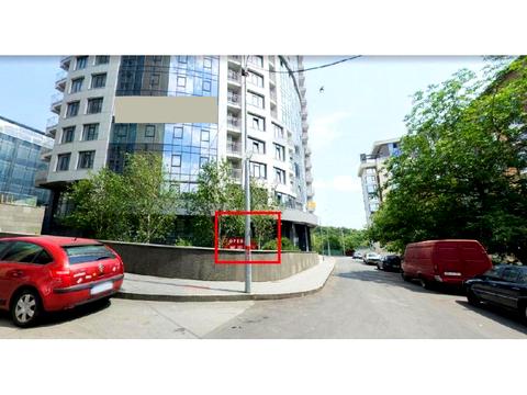 комерційна за адресою Буслівська вул., 12