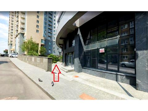 комерційна за адресою Буслівська вул., 12