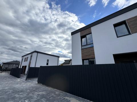 будинок за адресою Інелли Огневої, 14-16