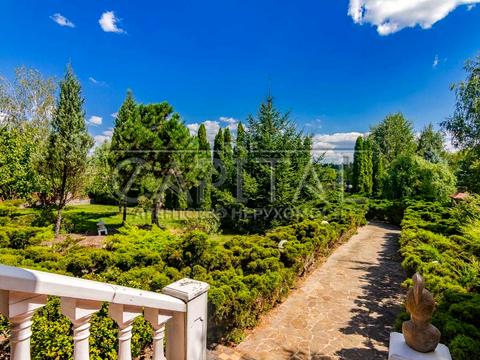 будинок за адресою Першотравнева вул.