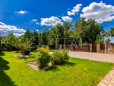 будинок за адресою Першотравнева вул.