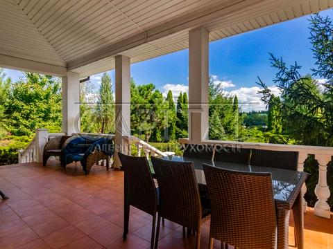 будинок за адресою Першотравнева вул.