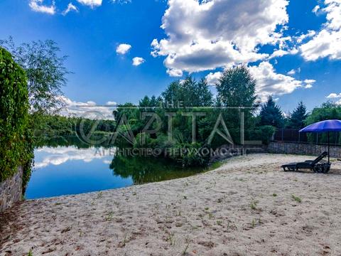 будинок за адресою Першотравнева вул.