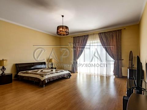 будинок за адресою Першотравнева вул.