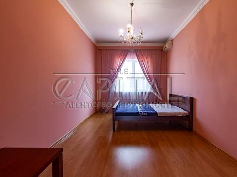 будинок за адресою Першотравнева вул.