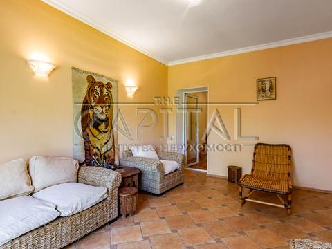 будинок за адресою Першотравнева вул.