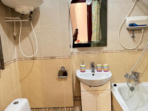 квартира по адресу Драгоманова ул., 8-А