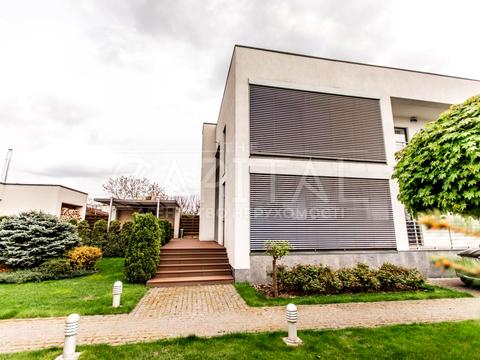 дом по адресу Днепровская набережная ул.