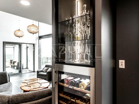 дом по адресу Днепровская набережная ул.