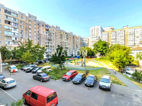 квартира за адресою Київ, Тростянецька вул., 8