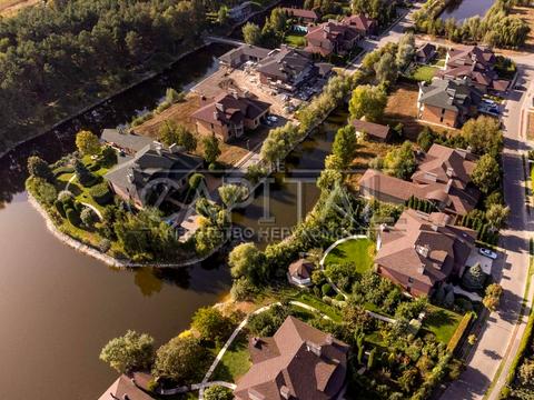 дом по адресу Александра Ермакова ул.