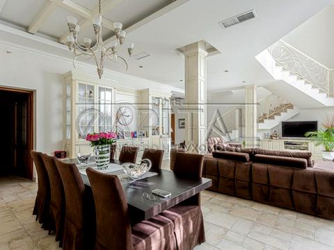 дом по адресу Александра Ермакова ул.