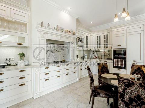 дом по адресу Александра Ермакова ул.