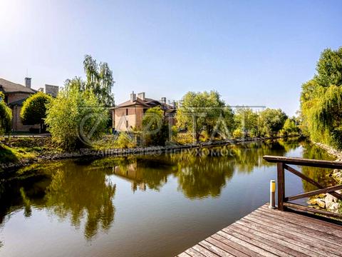 дом по адресу Александра Ермакова ул.