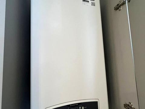 квартира за адресою Праведників Світу вул., 6