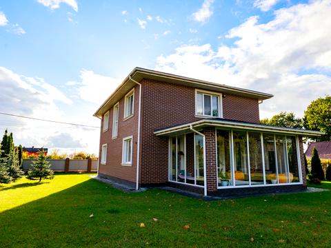 будинок за адресою Молодіжна вул.