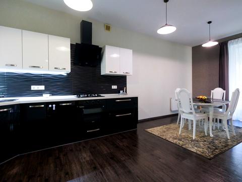 будинок за адресою Молодіжна вул.