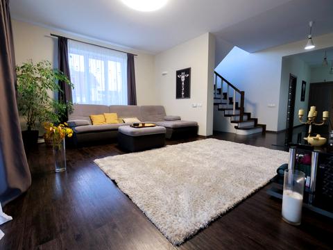 будинок за адресою Молодіжна вул.