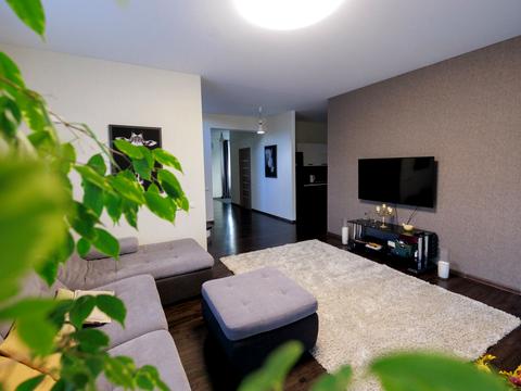 будинок за адресою Молодіжна вул.