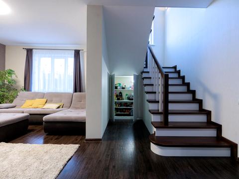 будинок за адресою Молодіжна вул.