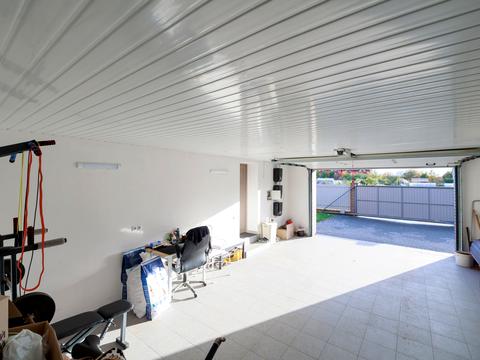 будинок за адресою Молодіжна вул.