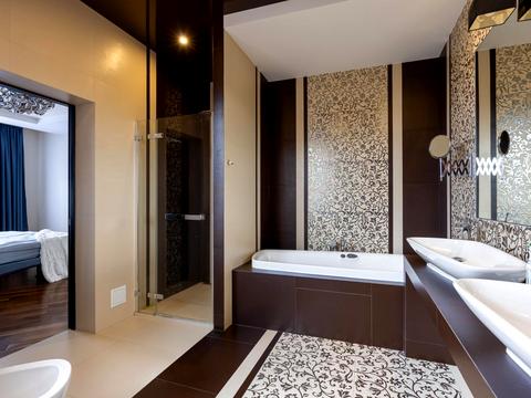 будинок за адресою Зоряна вул., 4