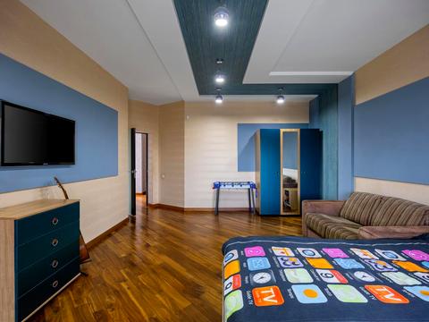 будинок за адресою Зоряна вул., 4