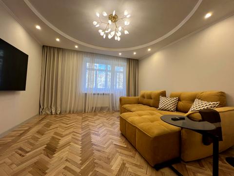 квартира за адресою Космонавтів просп., 39