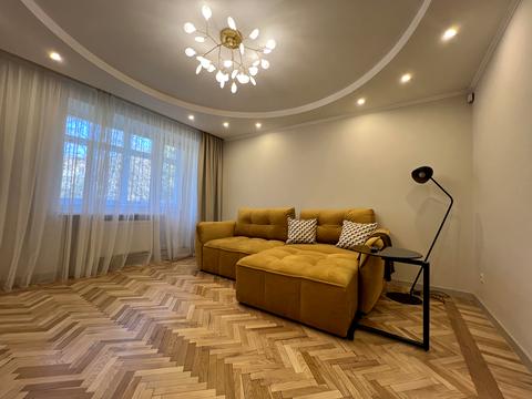 квартира за адресою Космонавтів просп., 39