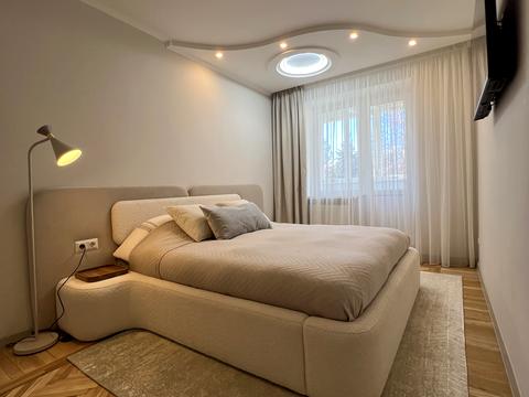 квартира за адресою Космонавтів просп., 39