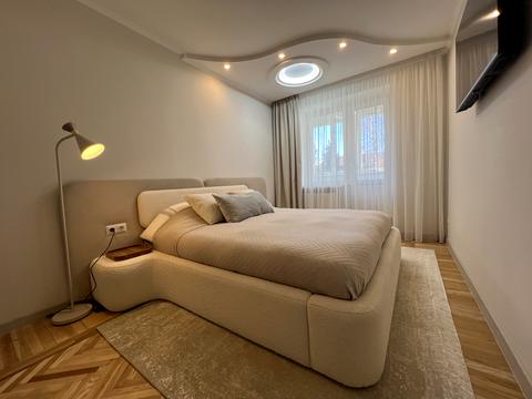 квартира за адресою Космонавтів просп., 39