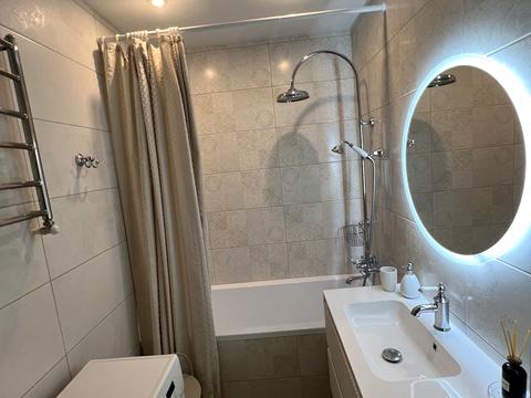 квартира за адресою Космонавтів просп., 39