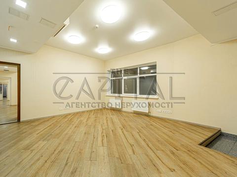 комерційна за адресою В'ячеслава Липинського вул. (Чапаєва), 66