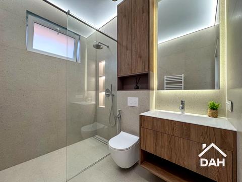 дом по адресу Травнева, 30