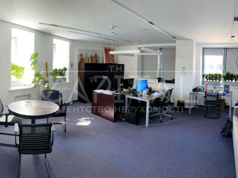 комерційна за адресою Саксаганського вул., 12