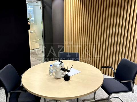 комерційна за адресою Саксаганського вул., 12