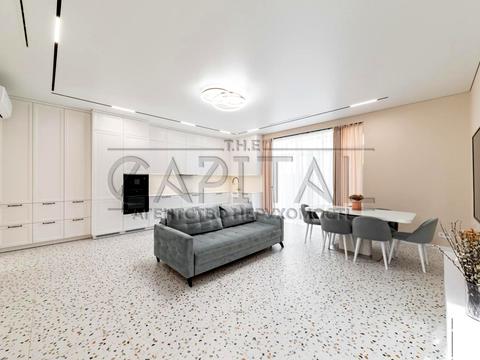 дом по адресу с. Петропавловская борщаговка, Зелений Гай, 11