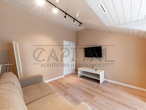 дом по адресу с. Петропавловская борщаговка, Зелений Гай, 11