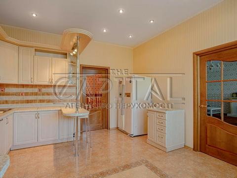 квартира за адресою В'ячеслава Чорновола вул., 25