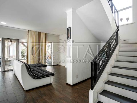 будинок за адресою Лугова вул., 4-В