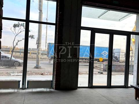 комерційна за адресою Набережно-Хрещатицька вул., 21