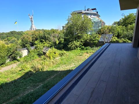 коммерческая по адресу Ломаковская ул. (Мичурина), 55