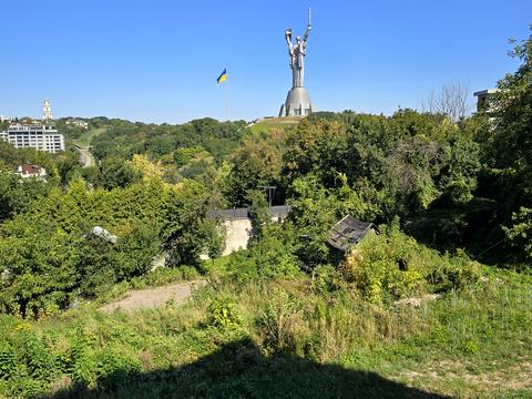 коммерческая по адресу Ломаковская ул. (Мичурина), 55