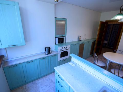 квартира за адресою Таїрова вул., 6