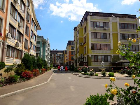 квартира за адресою Таїрова вул., 6