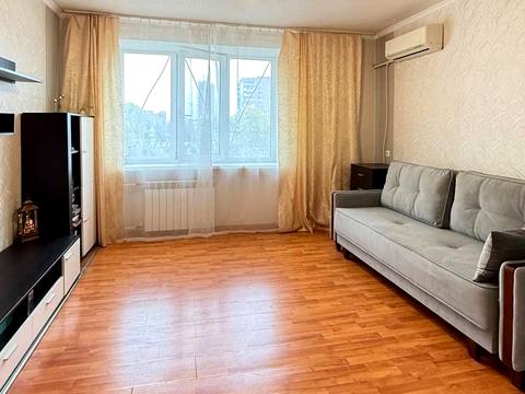 квартира за адресою Калинова вул., 1