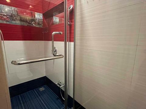 квартира за адресою Літературна вул., 1а