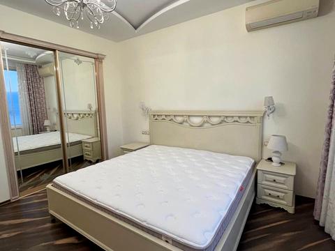 квартира за адресою Літературна вул., 1а